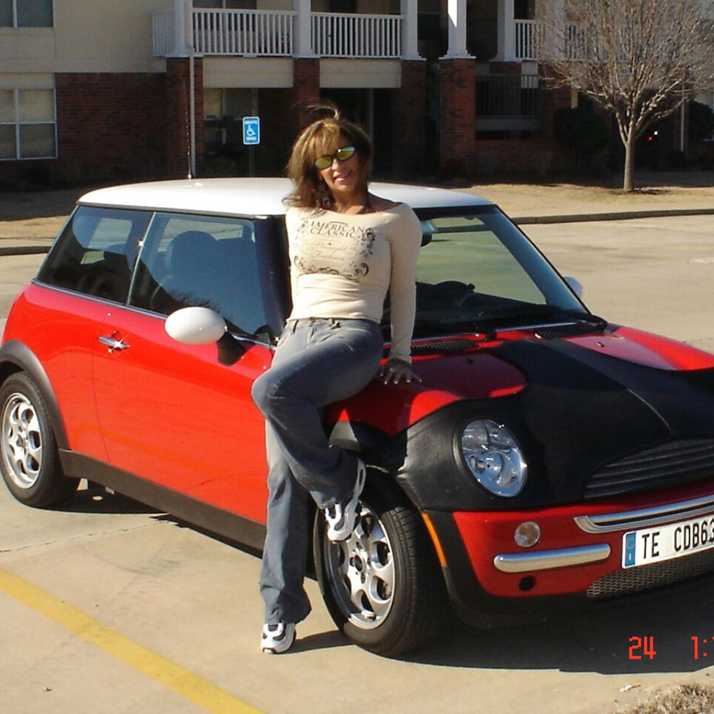 Meet your Posher, Amarilis